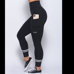 Bombshell leggings low sock style